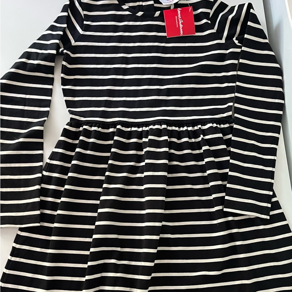 New black and white dress with gold zipper from Hanna Andersson